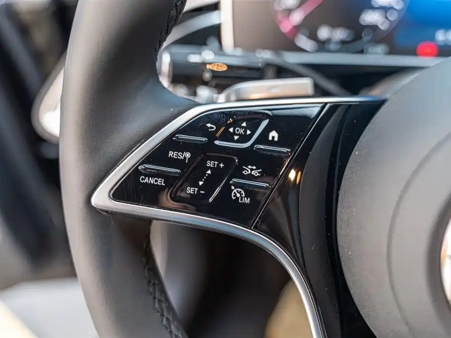 Mercedes-Benz E-Class 2025 E 300 L Luxury Model купить на сайте DeffCars