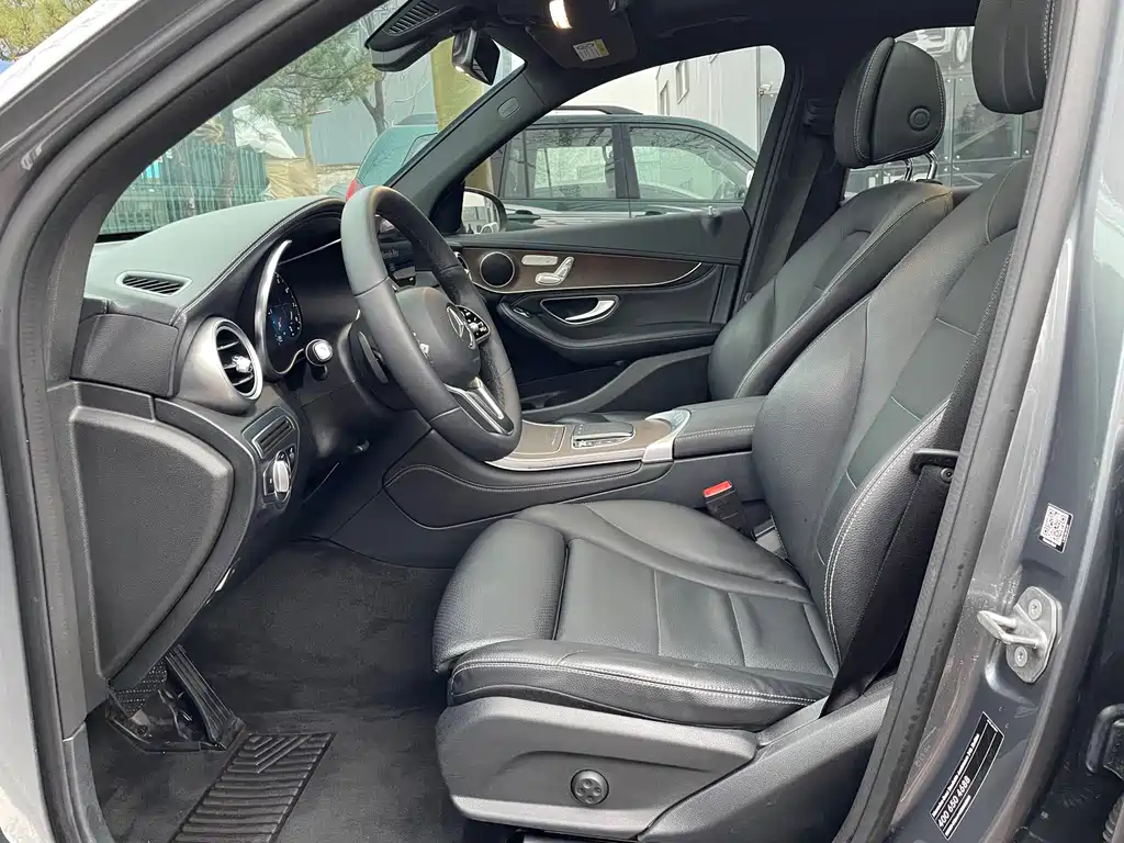 Mercedes-Benz GLC 2020 GLC 260 L 4MATIC luxury model купить на сайте DeffCars