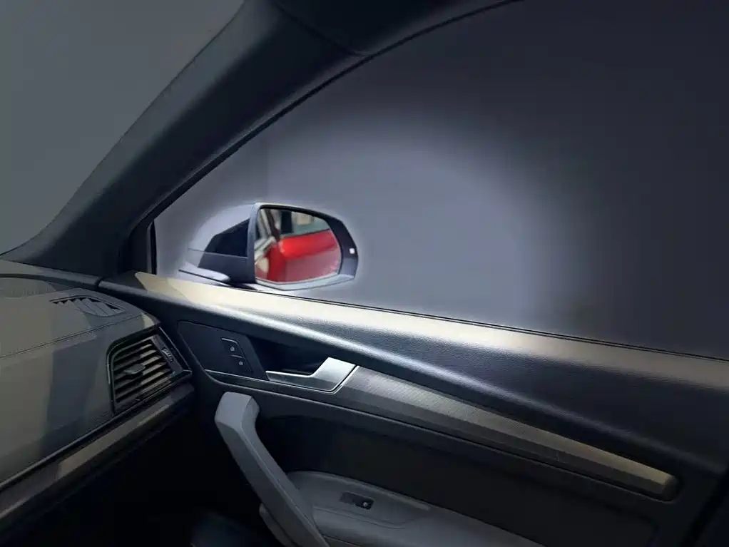 Audi Q5L Sportback 2022 40 TFSI luxury model купить на сайте DeffCars