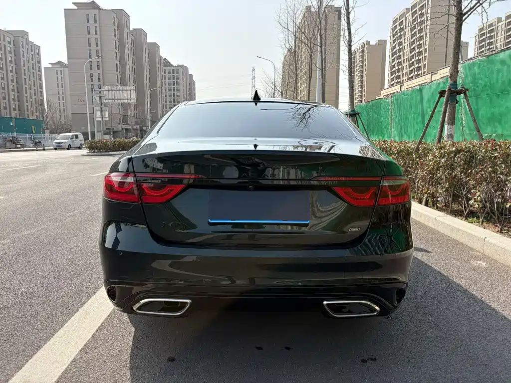 Jaguar XFL 2021 XFL 2.0T P250 four-wheel drive obsidian sports version купить на сайте DeffCars