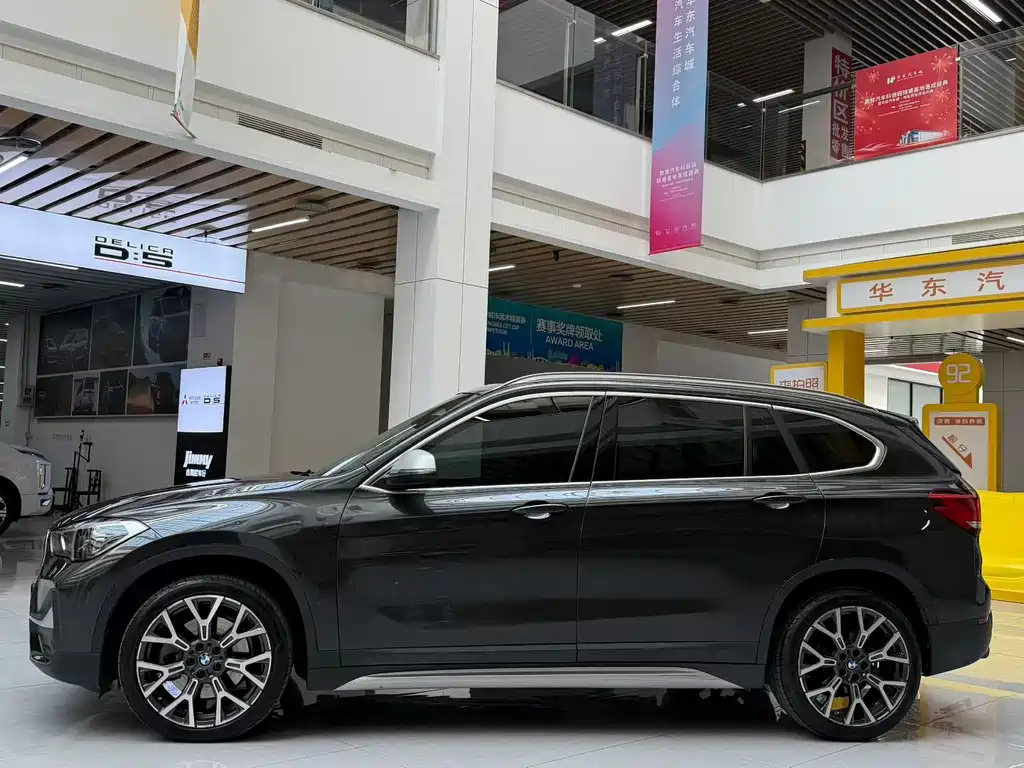 BMW X1 2021 facelift xDrive25Li exclusive model купить на сайте DeffCars