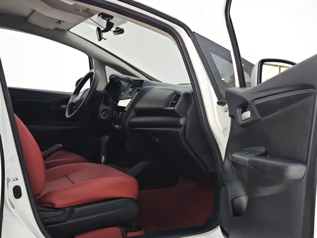 Fit 2018 1.5L CVT Comfort Edition купить на сайте DeffCars