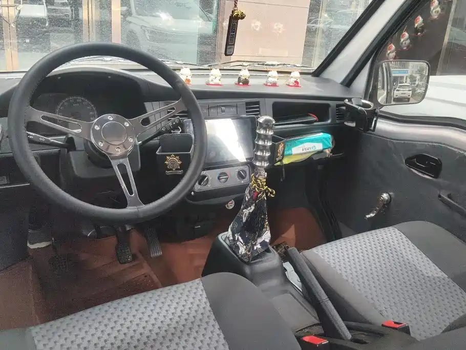 Wuling Light 2023 1.5L practical 5/7 seats купить на сайте DeffCars
