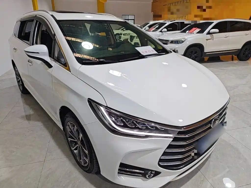 Song MAX 2019 1.5T automatic smart connected Ruiyi sunroof type 7 seats National V купить на сайте DeffCars