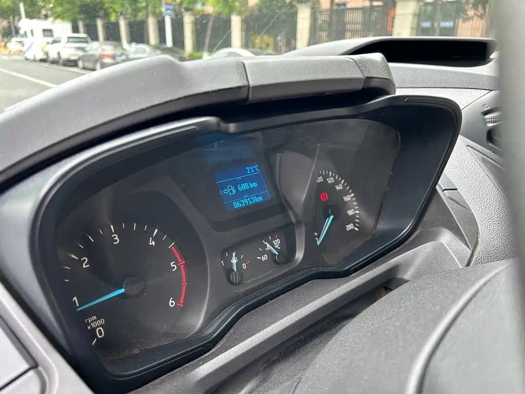Transit 2019 2.0T diesel multi-functional commercial vehicle short-axle low-roof 6-seater National VI купить на сайте DeffCars