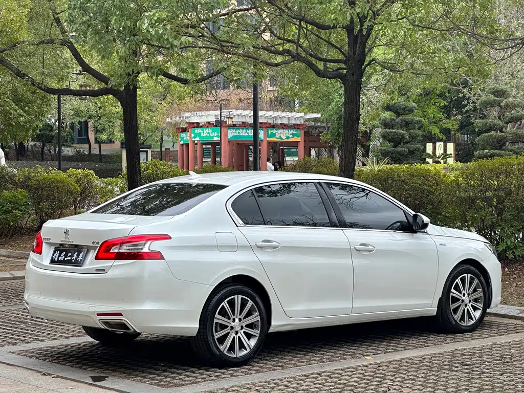 Peugeot 408 2016 1.6T automatic luxury version купить на сайте DeffCars