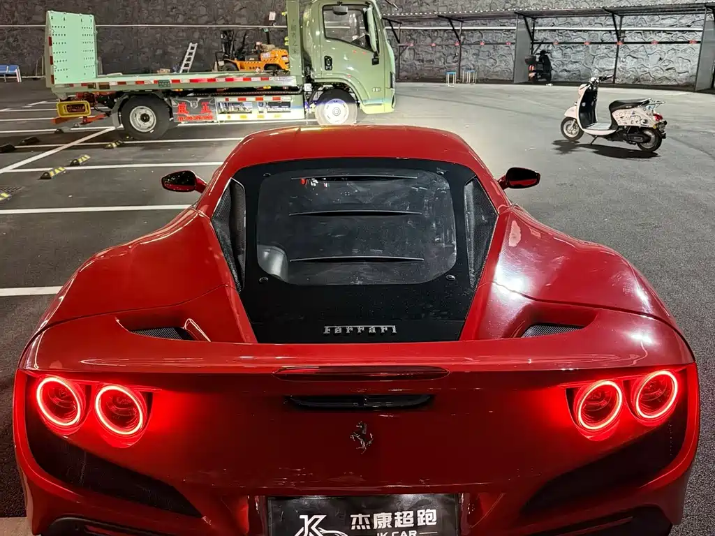 Ferrari F8 2019 Tributo 3.9T V8 купить на сайте DeffCars