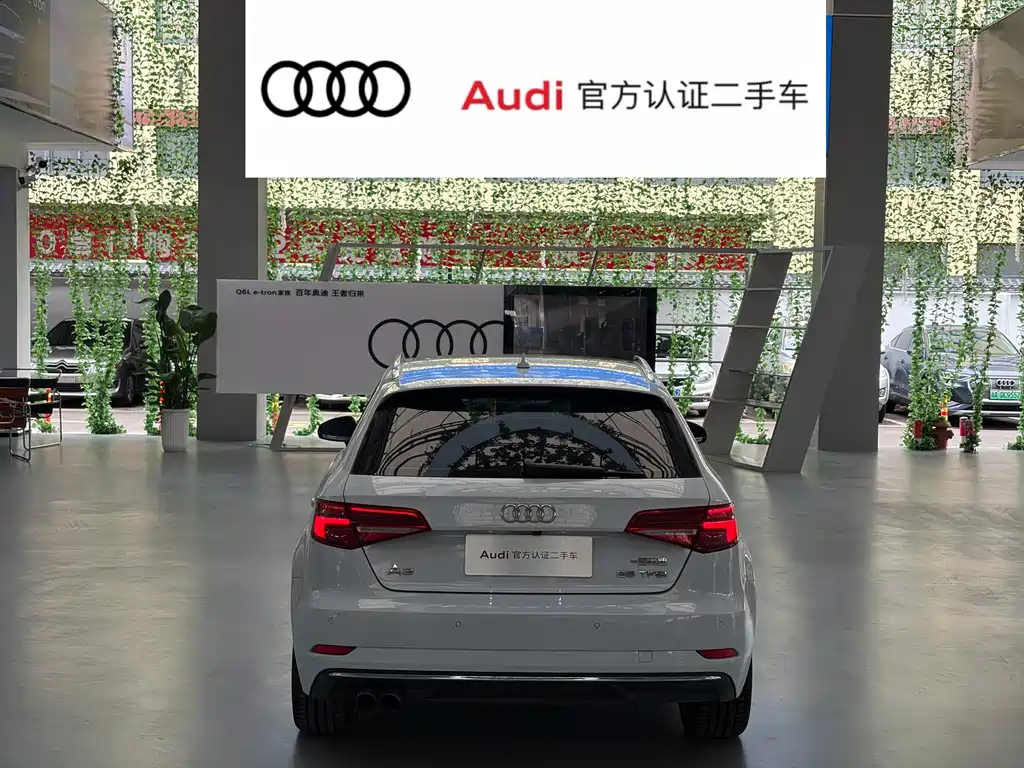 Audi A3 2018 30th Anniversary Model Sportback 35 TFSI Fashion Model купить на сайте DeffCars