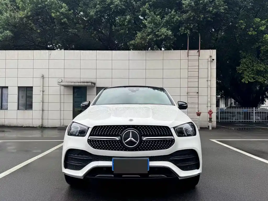 Mercedes-Benz GLE Coupe 2020 GLE 350 4MATIC Coupe SUV Fashion купить на сайте DeffCars
