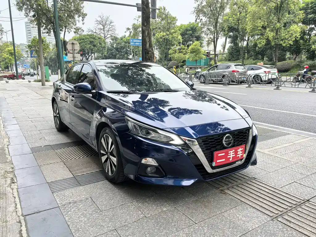 Teana 2019 2.0L XL Upper Smart Travel Edition купить на сайте DeffCars