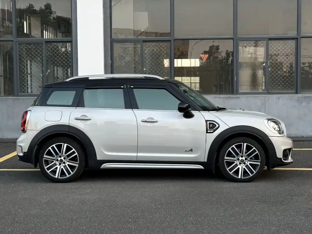 COUNTRYMAN 2019 2.0T COOPER S ALL4 Artist купить на сайте DeffCars