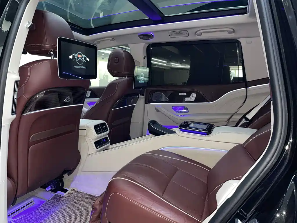 Maybach GLS 2021 GLS 600 4MATIC Gift Edition купить на сайте DeffCars