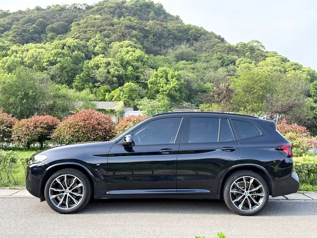 BMW X3 2022 Facelift xDrive30i Leading M Night Package купить на сайте DeffCars