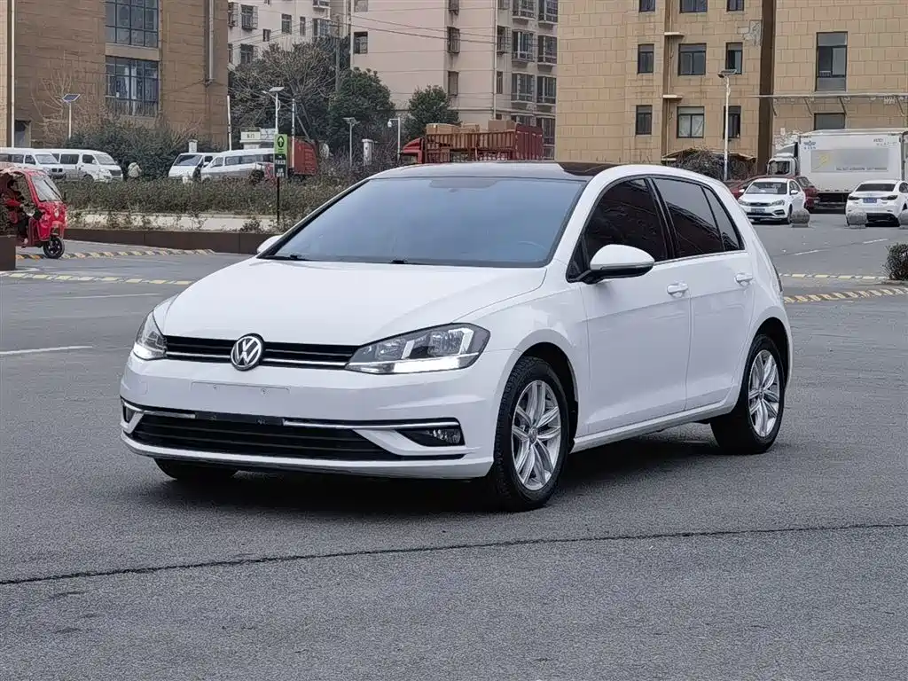 Golf 2018 230TSI automatic comfort type купить на сайте DeffCars
