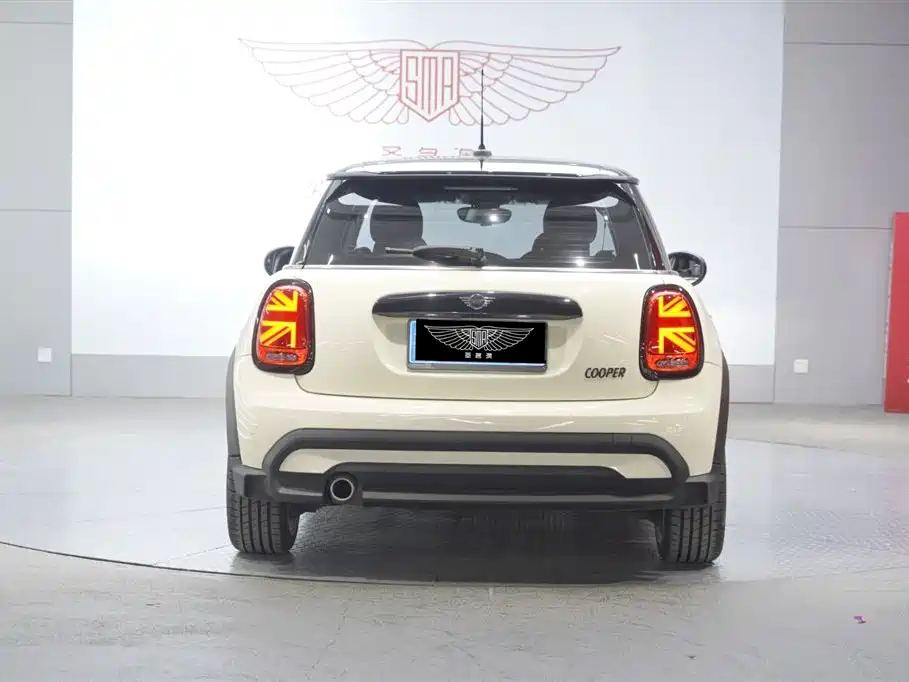 MINI 2022 facelift 1.5T COOPER Classic купить на сайте DeffCars