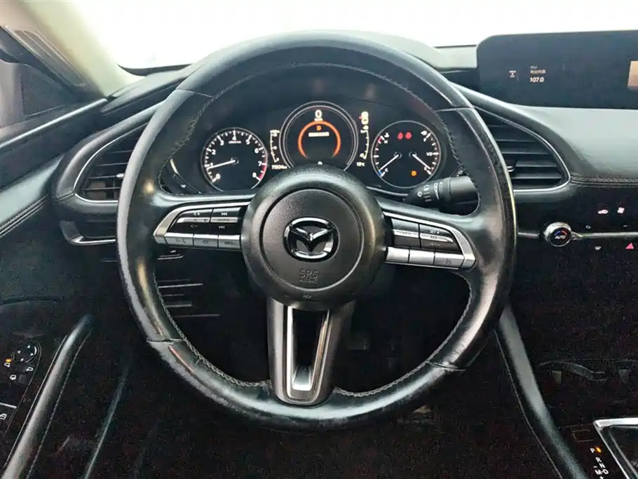 Mazda3 Angkesela 2020 2.0L Automatic Premium Edition купить на сайте DeffCars