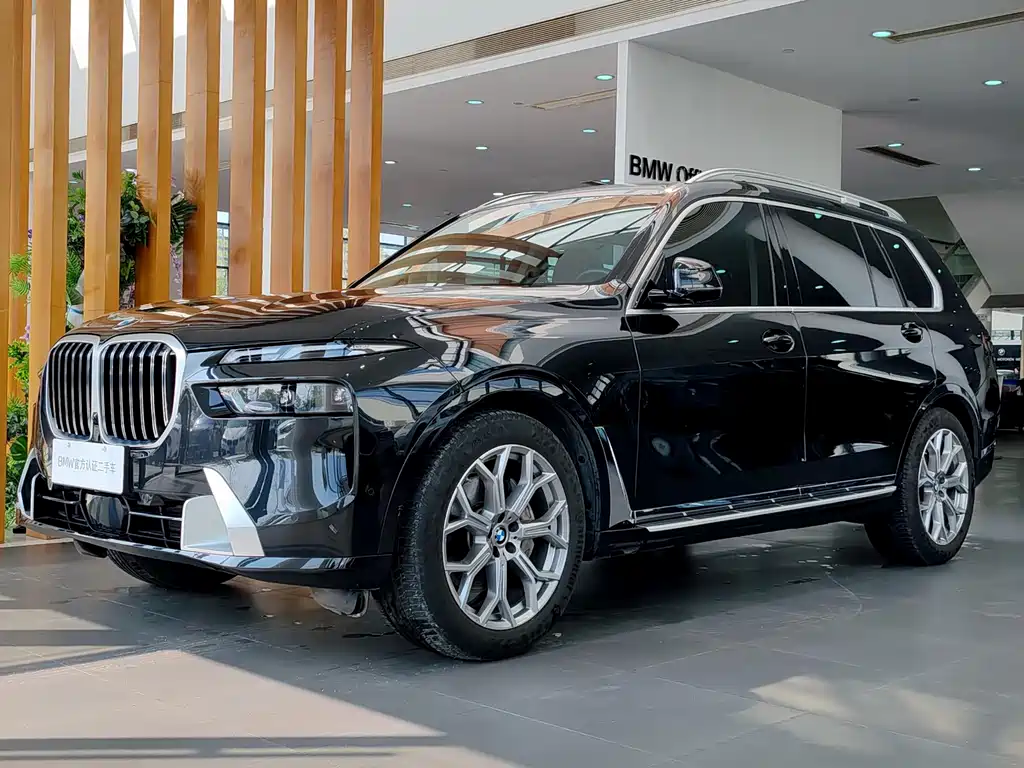 BMW X7 2024 xDrive40i Leading Luxury Package купить на сайте DeffCars