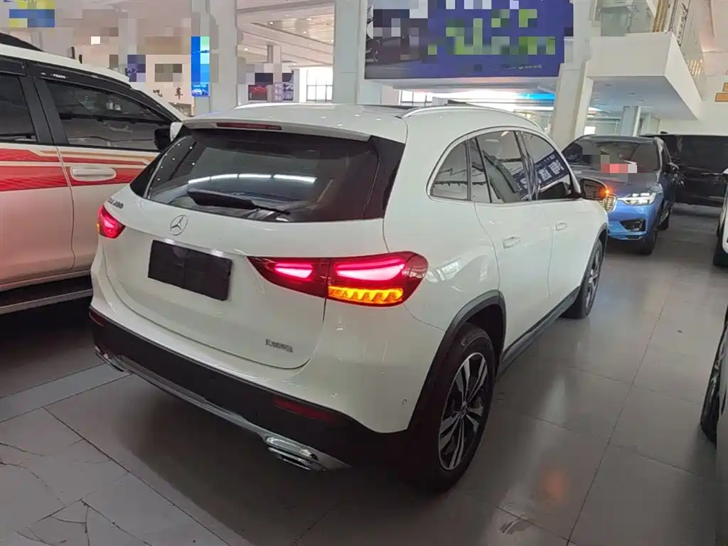 Mercedes-Benz GLA 2025 GLA 200 купить на сайте DeffCars