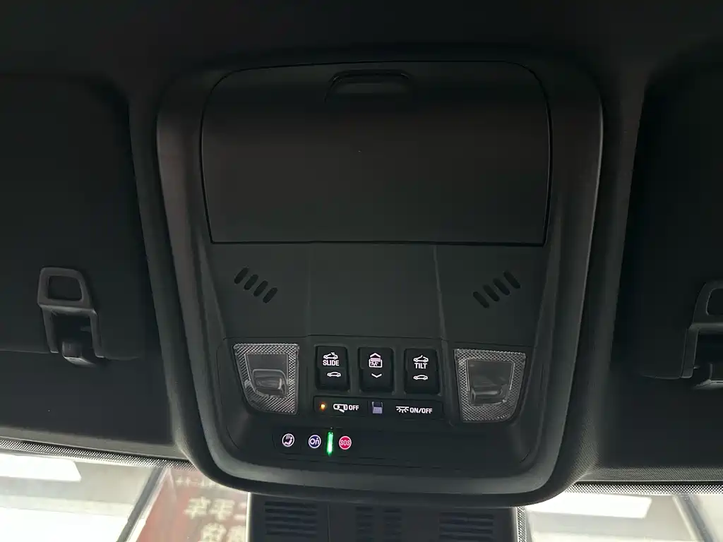 Cadillac XT4 2024 28T four-wheel drive luxury model купить на сайте DeffCars