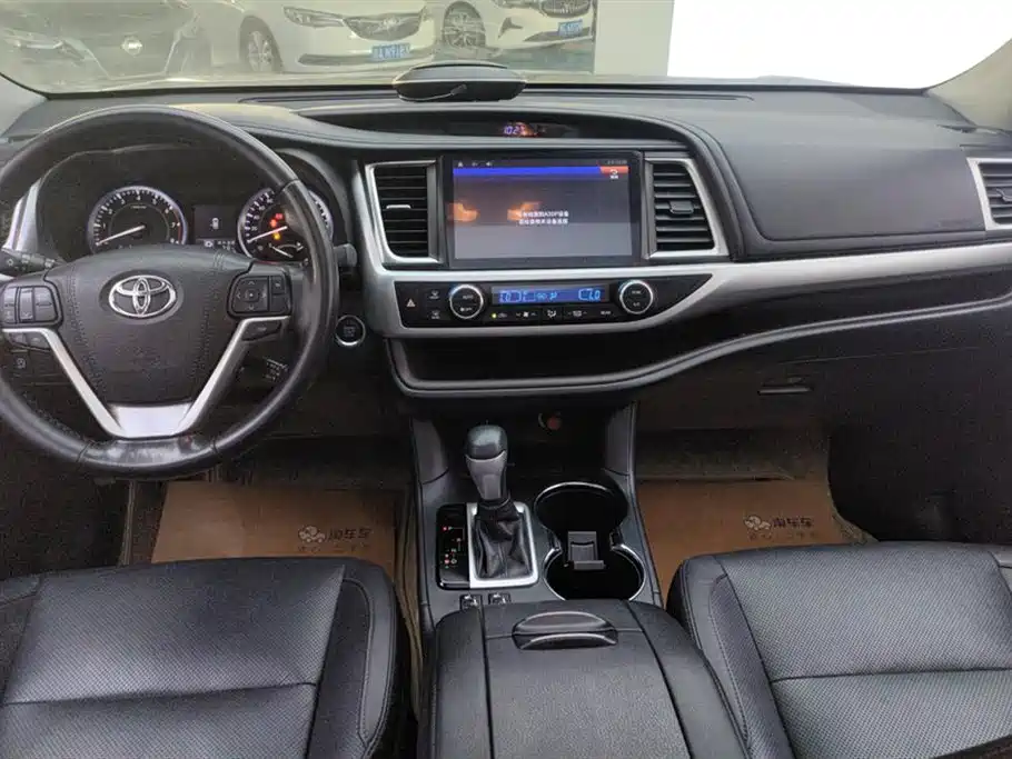 Highlander 2017 2.0T two-wheel drive luxury version 7 seats купить на сайте DeffCars