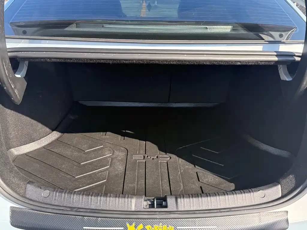 Qin L 2025 EV 545KM transcendent model купить на сайте DeffCars