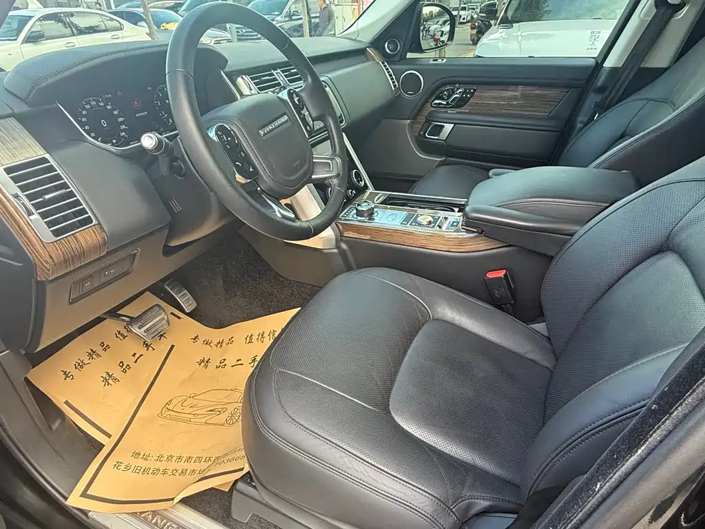 Range Rover 2019 3.0 SC V6 Legendary Extended Edition купить на сайте DeffCars