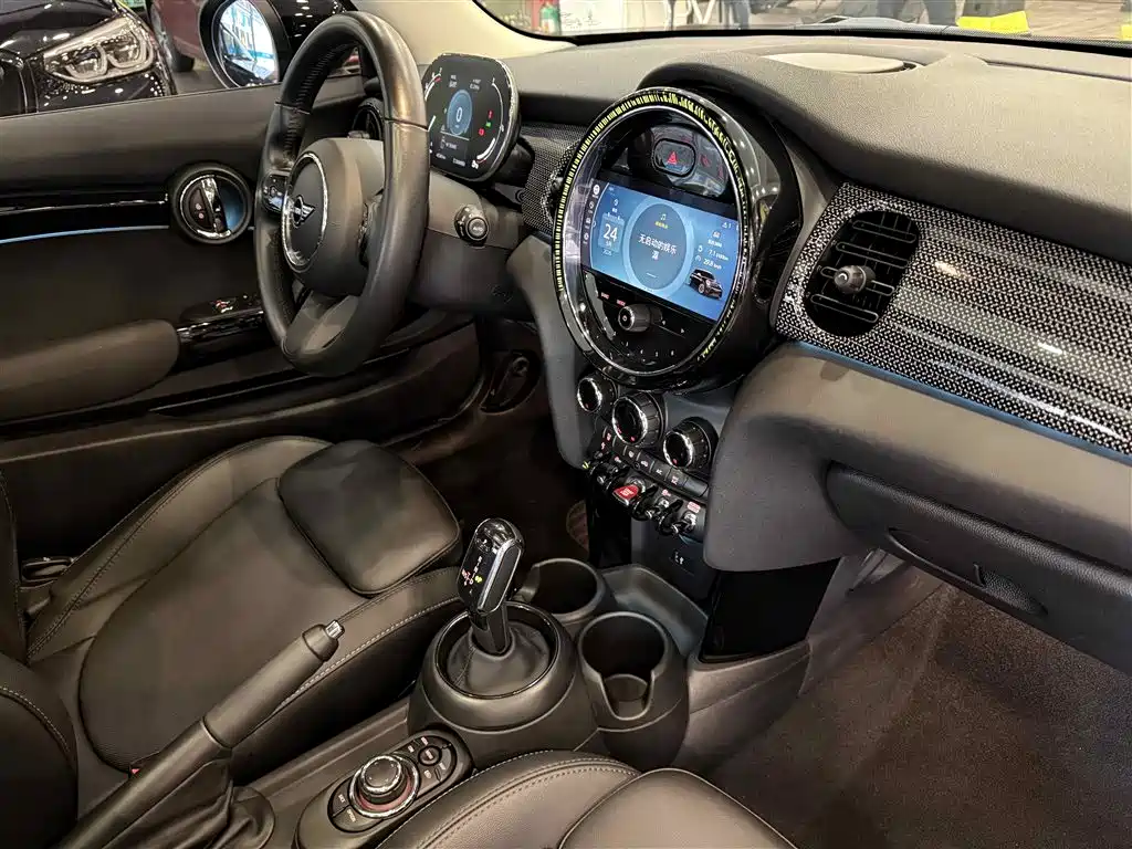 MINI 2022 1.5T COOPER Classic купить на сайте DeffCars