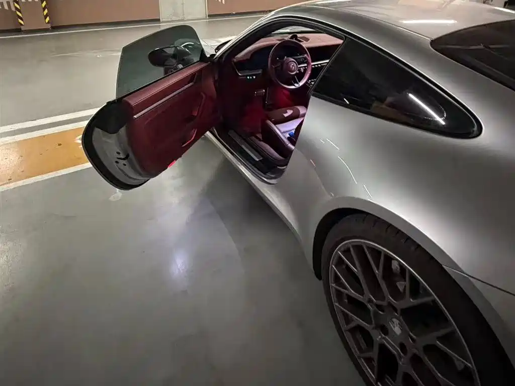 Porsche 911 2025 Carrera 3.0T купить на сайте DeffCars