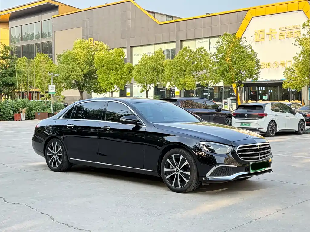 Mercedes-Benz E-Class New Energy 2022 E 350 e L plug-in hybrid sedan купить на сайте DeffCars
