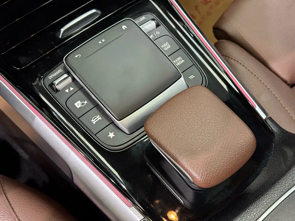 Mercedes-Benz GLB 2023 GLB 220 Fashion Model купить на сайте DeffCars