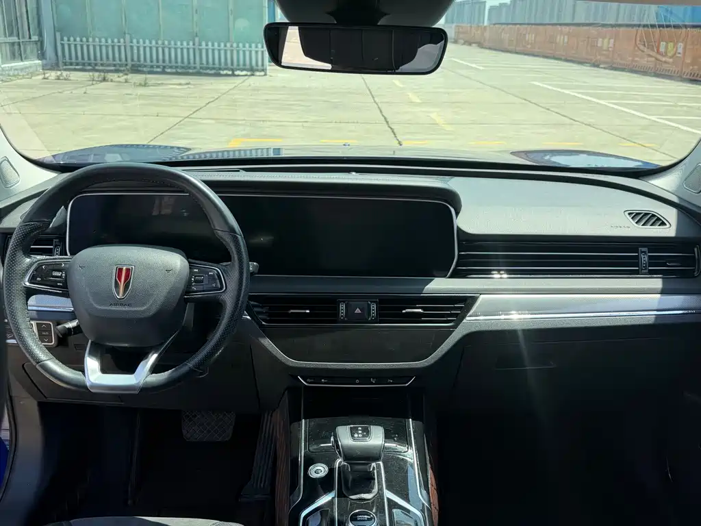 Hongqi HS5 2022 facelift 2.0T Zhilian Flagship Edition купить на сайте DeffCars