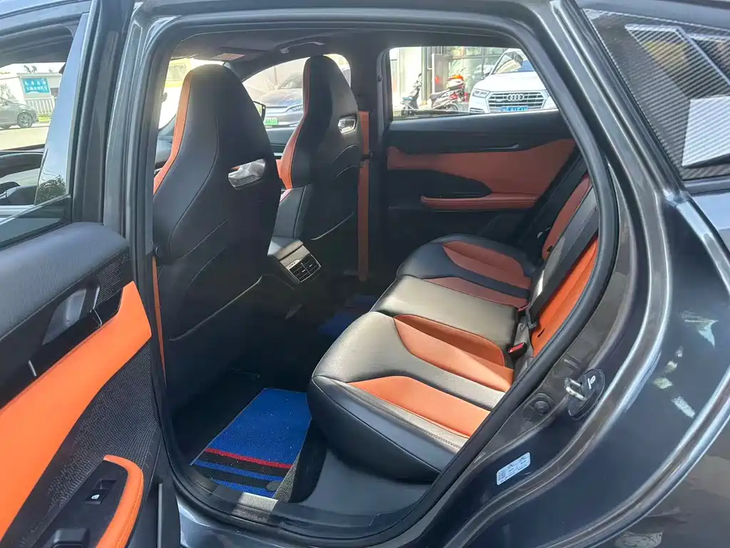 Changan UNI-V 2023 1.5T sports version купить на сайте DeffCars