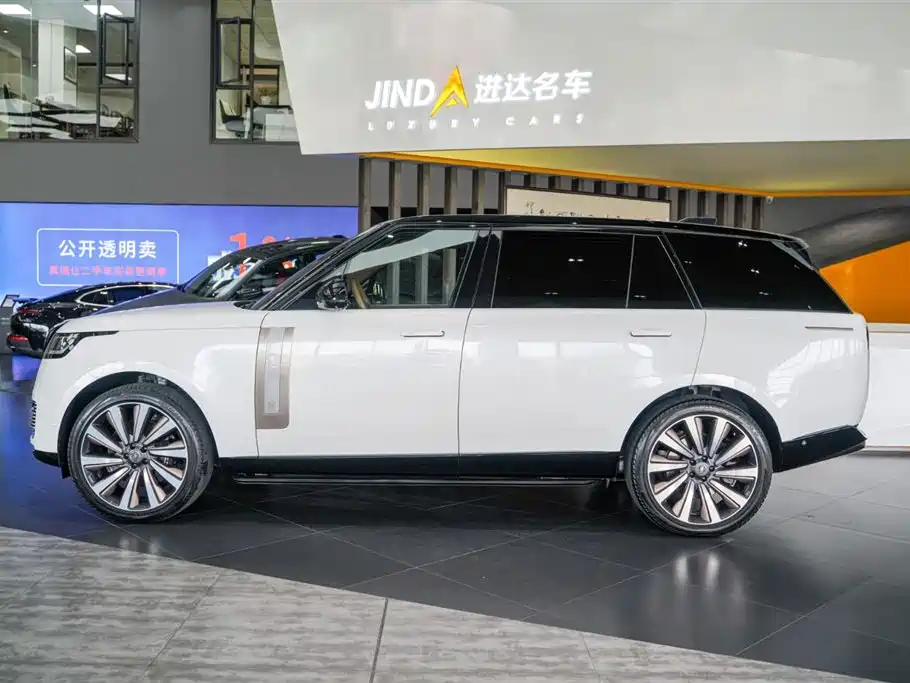 Range Rover 2023 4.4 V8 SV Honor Creation Extended Edition купить на сайте DeffCars
