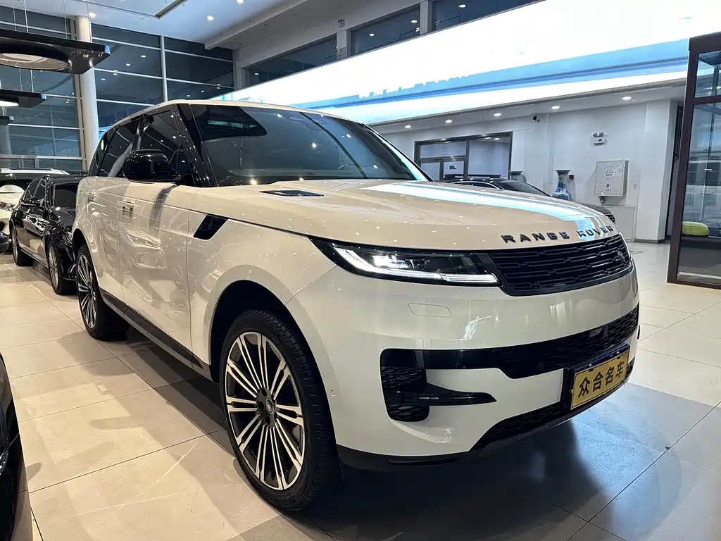 Range Rover Sport 2024 360PS S купить на сайте DeffCars