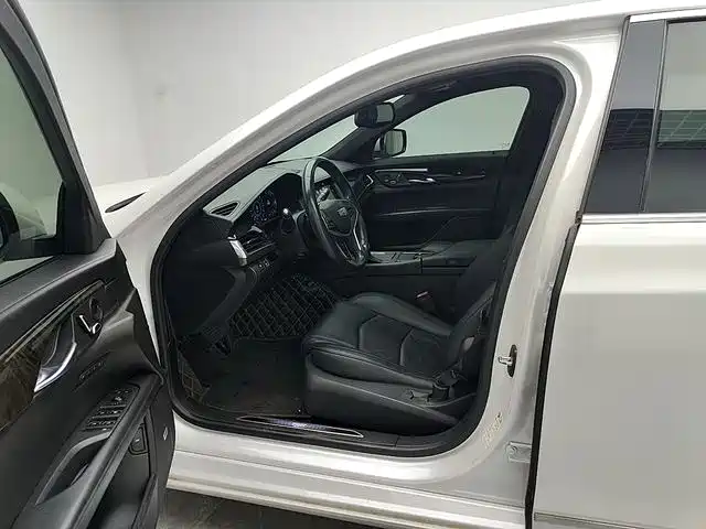 Cadillac CT6 2017 28T luxury model купить на сайте DeffCars
