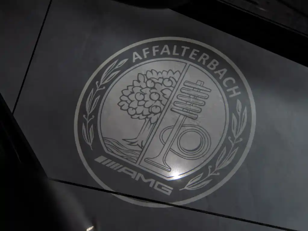 Mercedes-Benz GLB AMG 2024 AMG GLB 35 4MATIC купить на сайте DeffCars