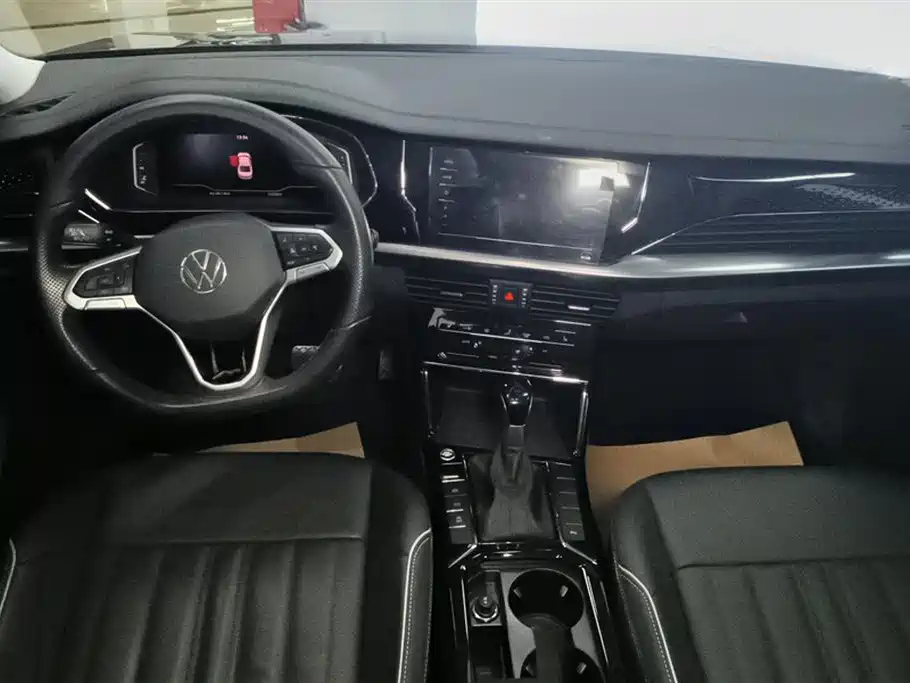 Passat 2022 330TSI Starry Sky Elite Edition купить на сайте DeffCars
