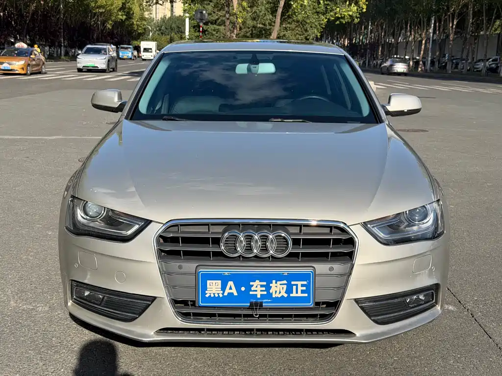 Audi A4L 2015 35 TFSI automatic comfort type купить на сайте DeffCars