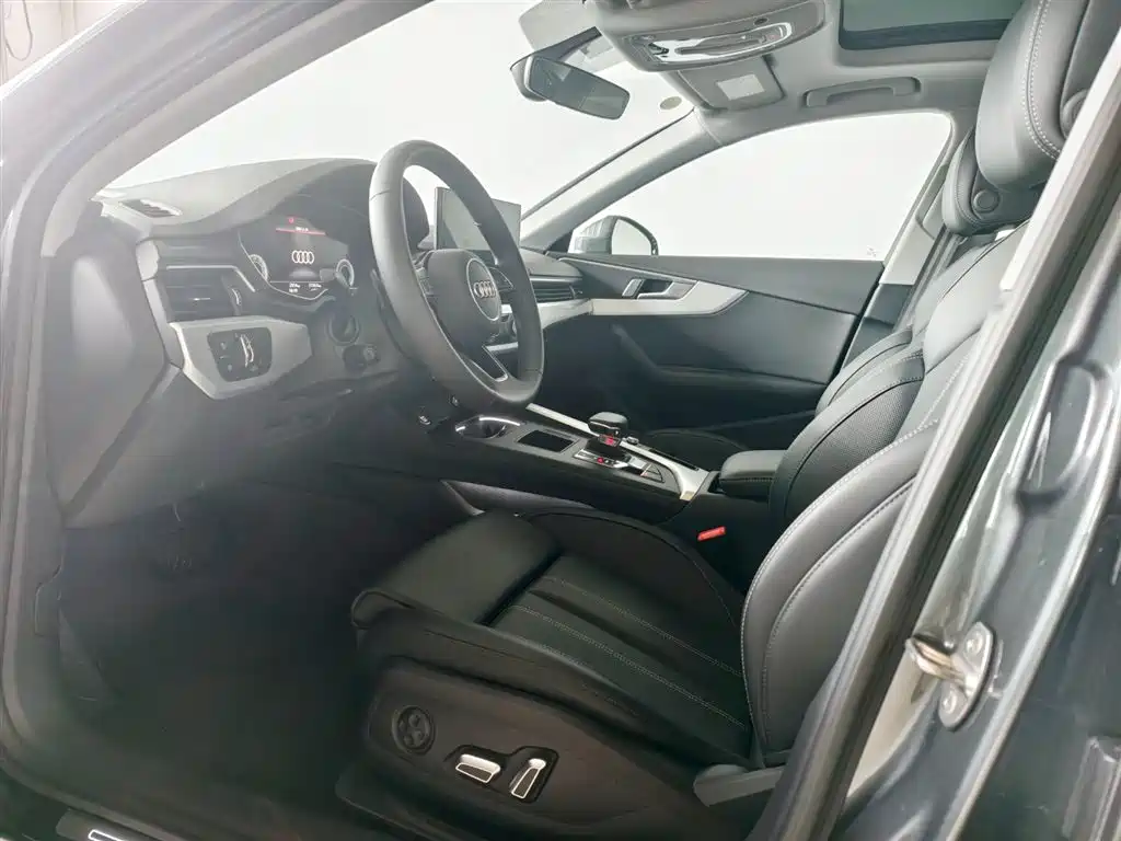 Audi A4L 2024 40 TFSI Fashionable and Dynamic купить на сайте DeffCars
