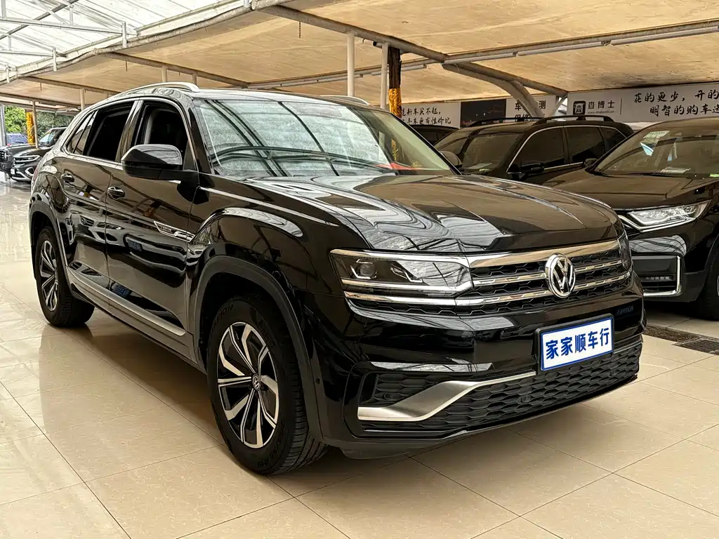 Touron 2020 Touron X facelift 380TSI four-wheel drive luxury version купить на сайте DeffCars