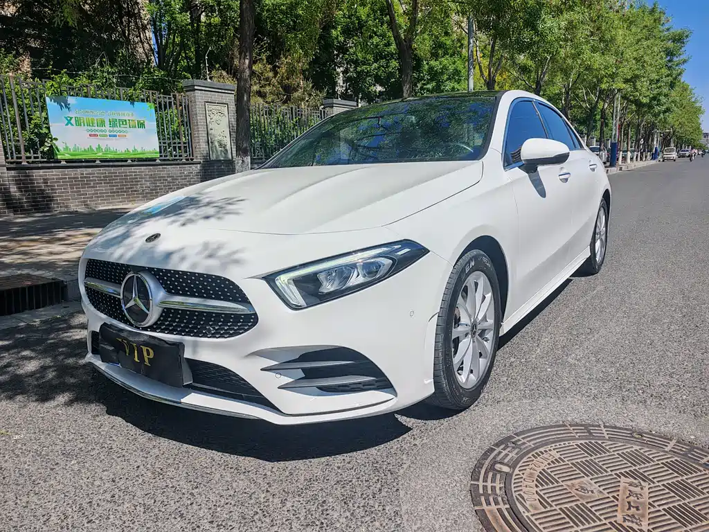 Mercedes-Benz A-Class 2021 A 200 L Sports Sedan Fashionable купить на сайте DeffCars