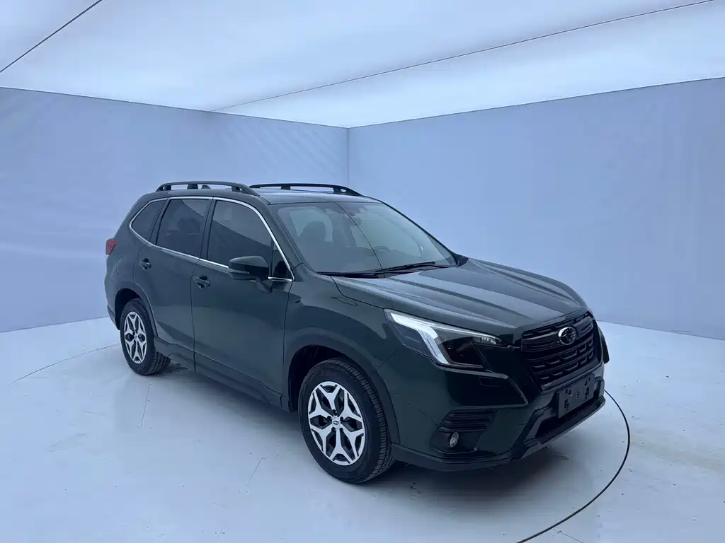 Forester 2022 2.0i AWD Deluxe Edition купить на сайте DeffCars