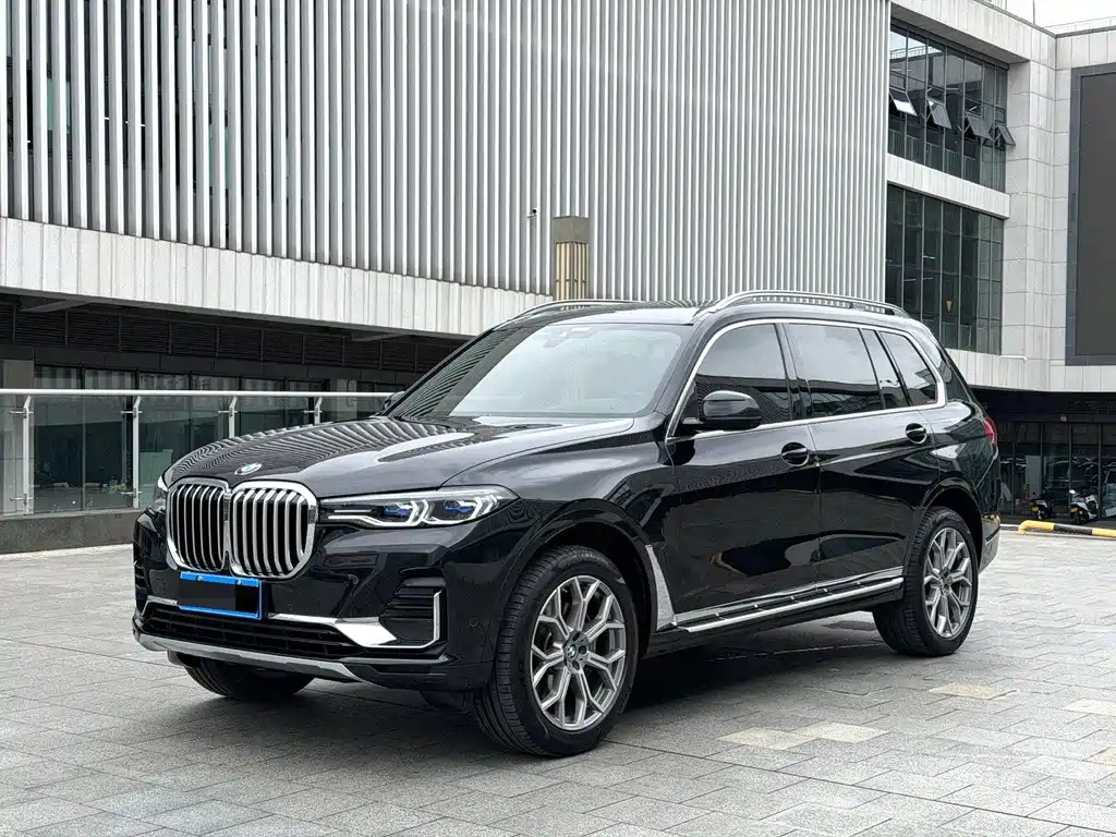 BMW X7 2021 facelift xDrive40i exclusive luxury package купить на сайте DeffCars
