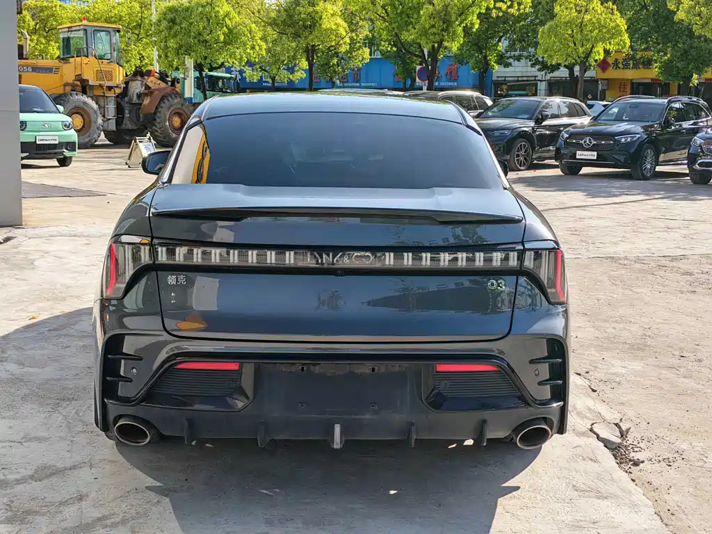 Lynk & Co 03 2023 2.0TD DCT Halo купить на сайте DeffCars