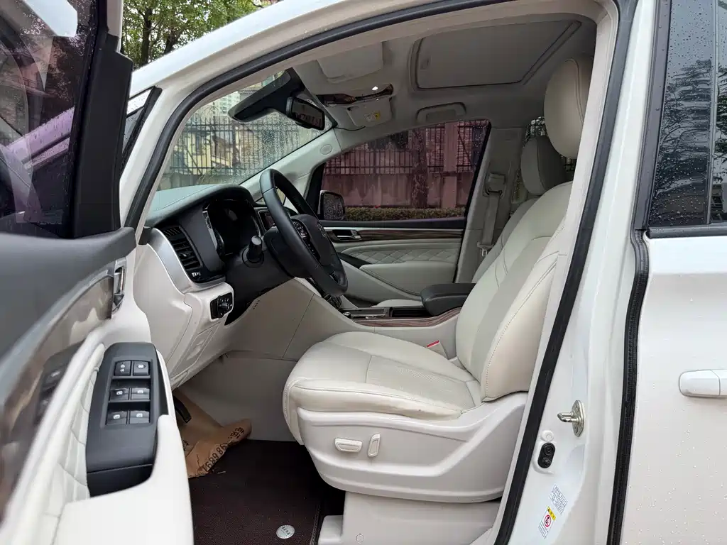 Trumpchi M8 2018 320T Premium Edition купить на сайте DeffCars