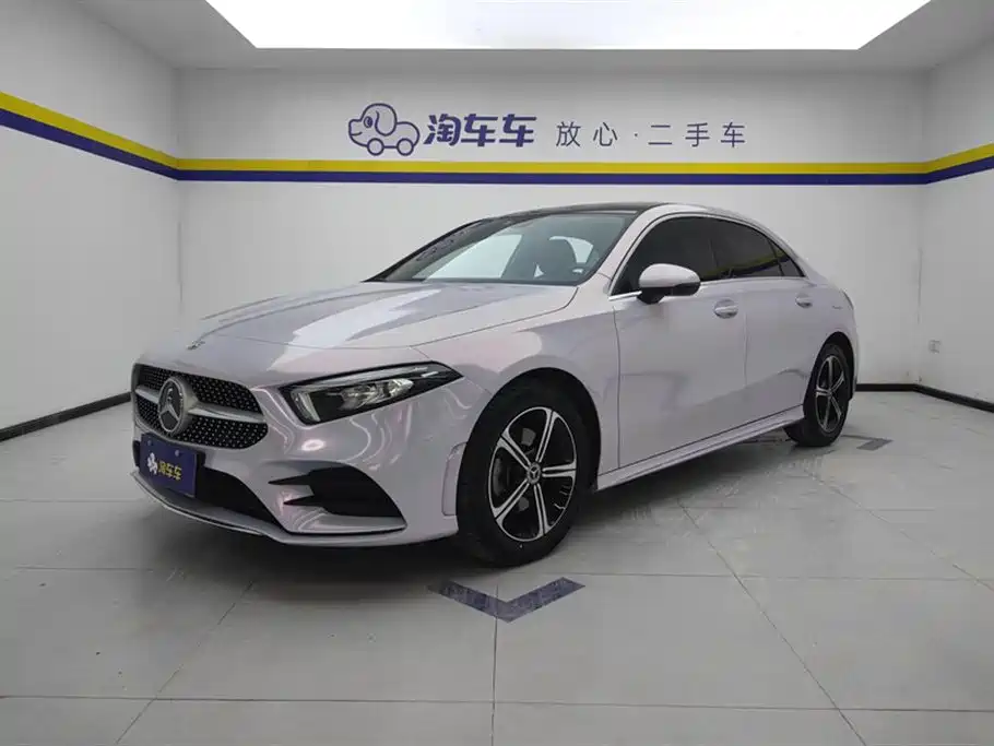 Mercedes-Benz A-Class 2022 Facelift A 200 L Sports Sedan Fashionable купить на сайте DeffCars