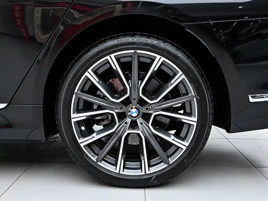 BMW 7 Series 2019 facelift 740Li xDrive Executive M Sports Package купить на сайте DeffCars