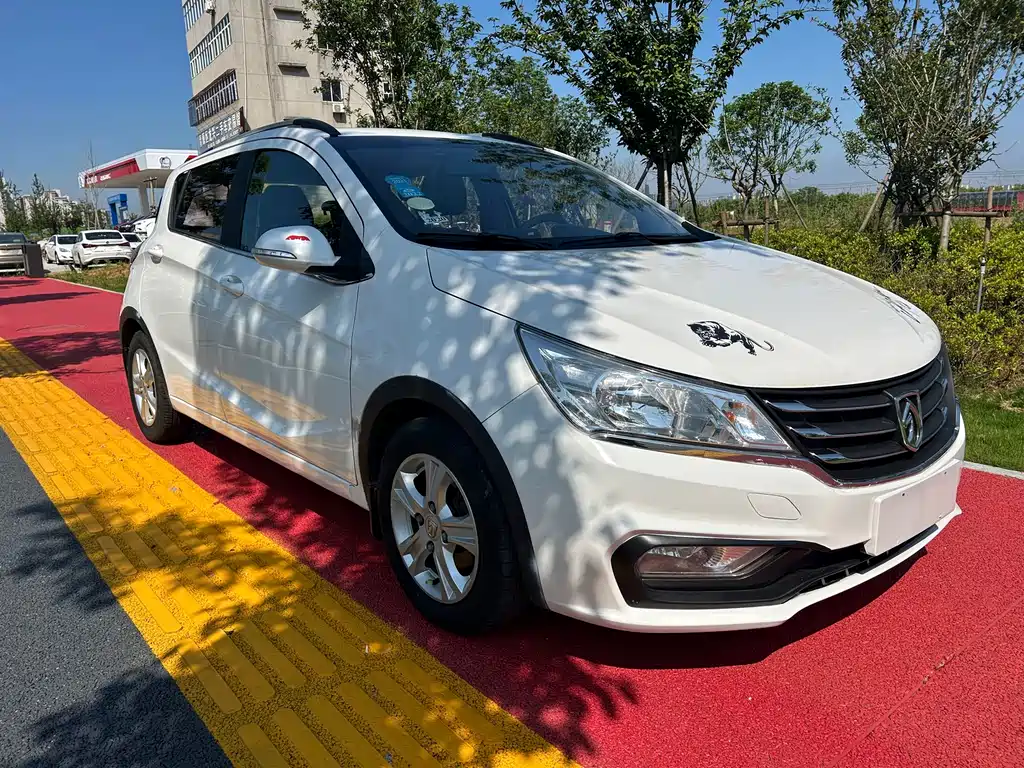 Baojun 310 2016 1.2L manual luxury model купить на сайте DeffCars