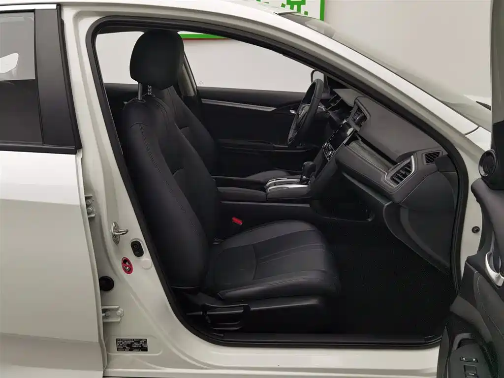 Civic 2019 180TURBO CVT Sports Edition National VI купить на сайте DeffCars
