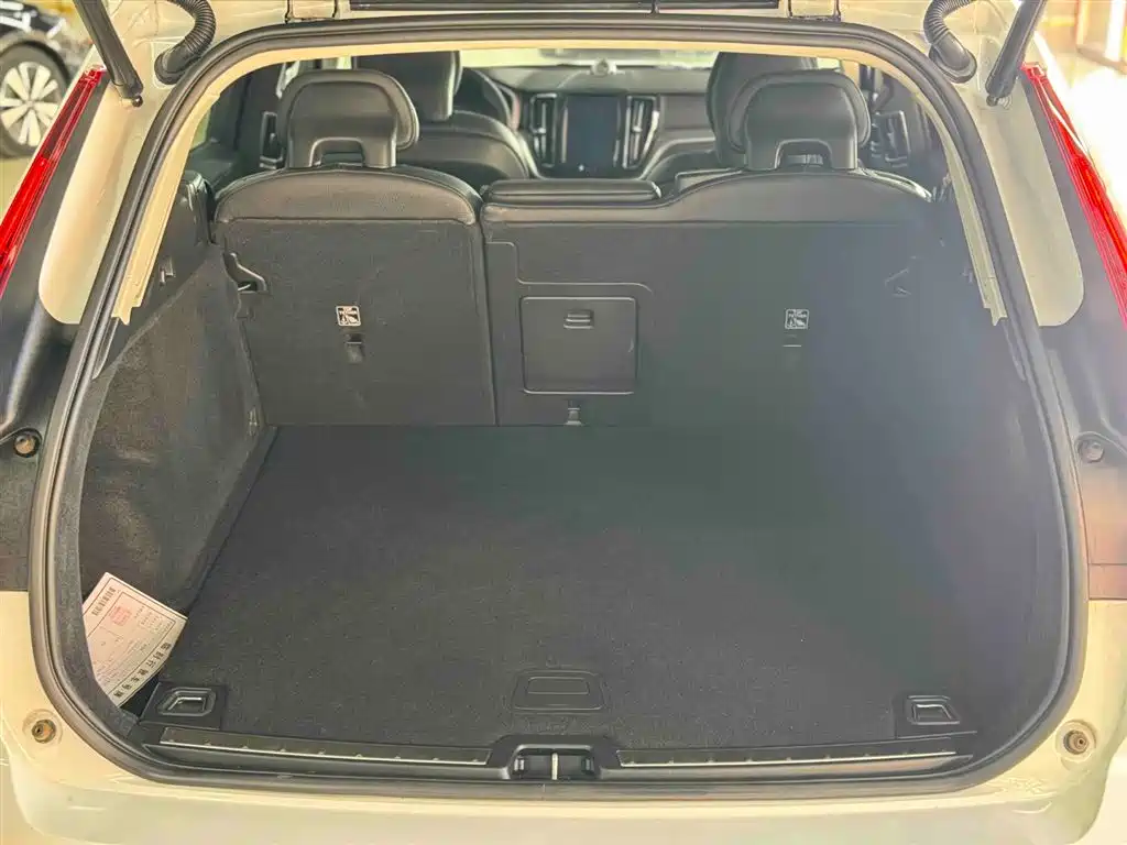 Volvo XC60 2019 T5 Four-wheel Drive Smart Edition National VI купить на сайте DeffCars